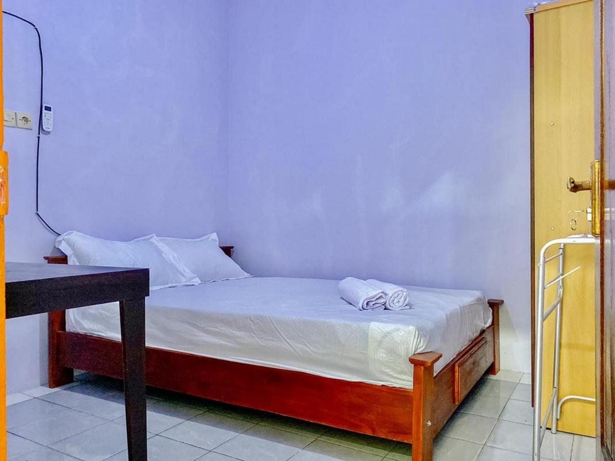 Griya Asri Syariah Mitra Reddoorz Hotel Rogojampi Eksteriør billede